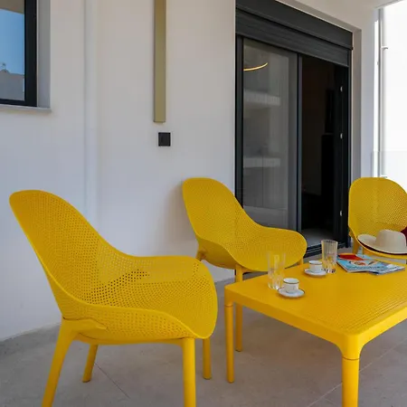 Elaura Luxury Residences Thalassa Apartment *