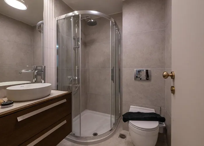 Elaura Luxury Residences 2