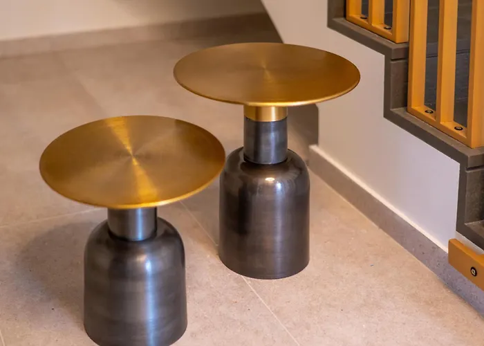 Elaura Luxury Residences 2 칼라마타