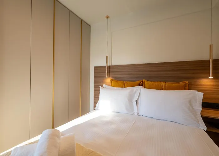 Elaura Luxury Residences 2 *